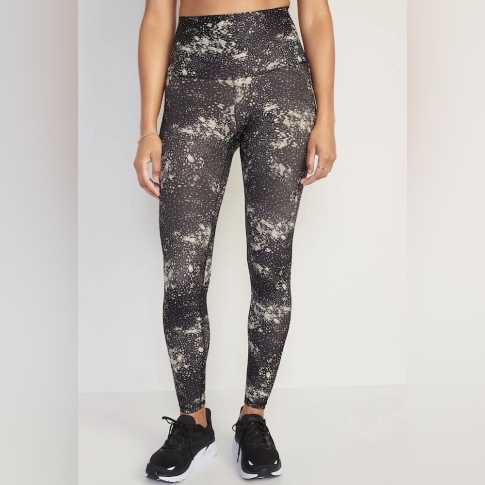 Old Navy Powersoft High Waisted Abstract Pattern Leggings Size‎ S